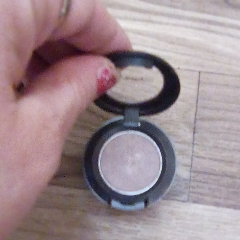 Mac eyeshadow lot 6 Mac 2 lancome
